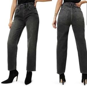 NWT Good American Good Heritage Icon Straight Leg Jeans in Faded Black (8)